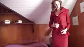 Облечи дрехи порно с ...