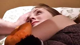 Пълнички и тя е порн ...